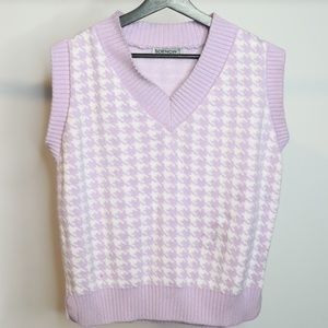 Lilac V-neck Houndstooth Vest